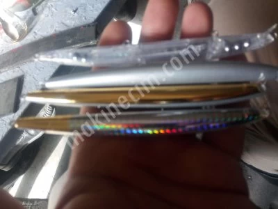 Rapala Üzerine Yaldız Baskı Makinesi Sahte Balık Üzerine Yaldız Kaplama Makinesi