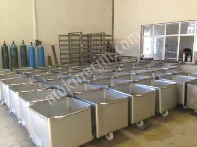 Meat Transport Trolley / 200Lt Euro Buggy