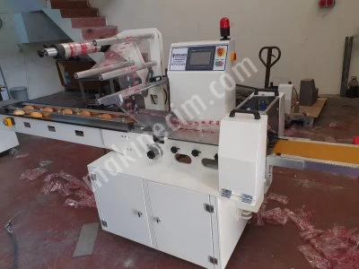 Role Bread Packing Machine
