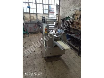 ice cream packaging machine
