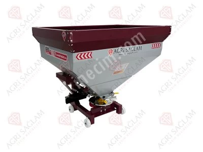 1200 Litre Tek Diskli Gübre Serpme Makinesi