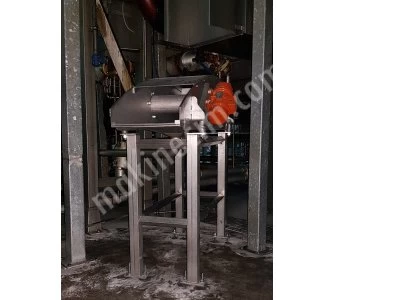 Solid Particle Separation - Oil Strainer Walker