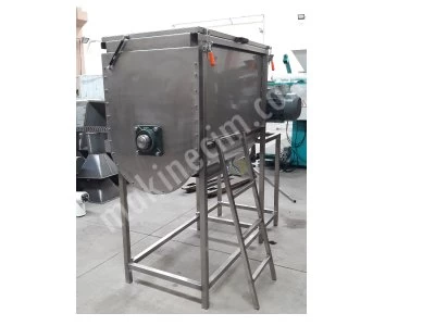 Horizontal Mixer Machine