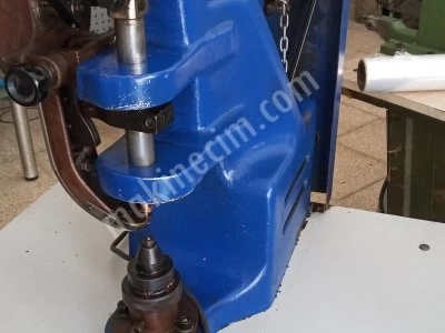 Number 1 1.7 Mm Metal Eyelet Automatic Fastening Machine Textile Or Bag-Pvc Ye 4500 Tl + Vat