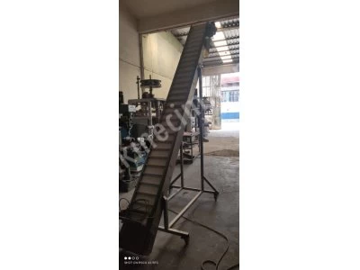 Conveying Elevator