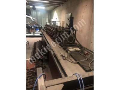 8 Stations Flying Cutting System Roll Form Line With Uncoiler Packing System