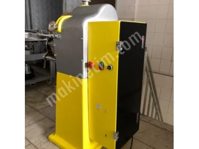 Sugar piring automatic machine maintenance was done and renewed
