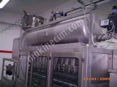 Pet Bottle Filling .Gas Filling .Gasless Filling .Liquid Filling