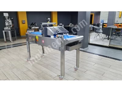 Horizontal Cake Cutting Machine