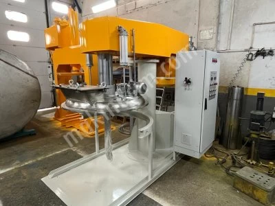 Scraping Vacuum Paint Mixing Mixer