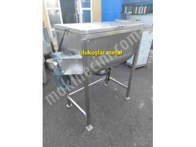 Staınless Powder Mıxer 330 Lıter Horızontal Rıbbon Heelzonıc Powder Mıxer For Sale