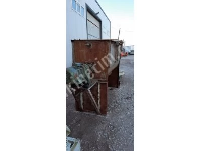 feed mixer