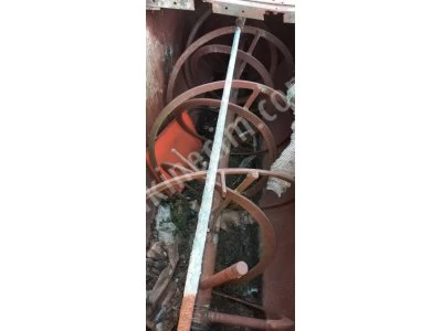 feed mixer