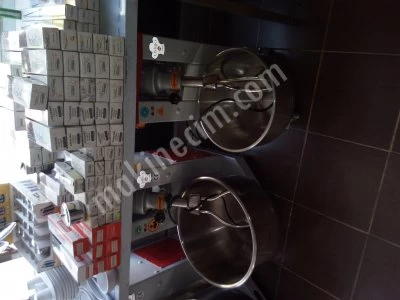 Hamur Yoğurma Makinaları 25 Kg