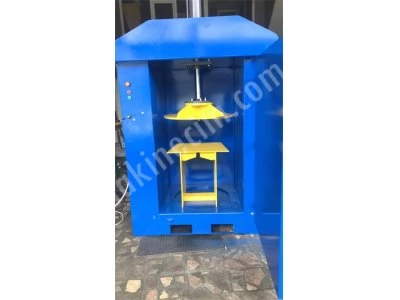 Vertical Baling Press Yms - 650 Model Zero Manufacturing Guaranteed!