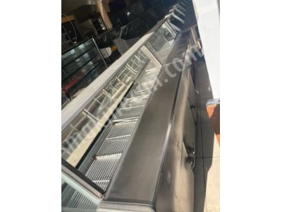 3.5 Meter Butcher and Delicatessen Cabinet