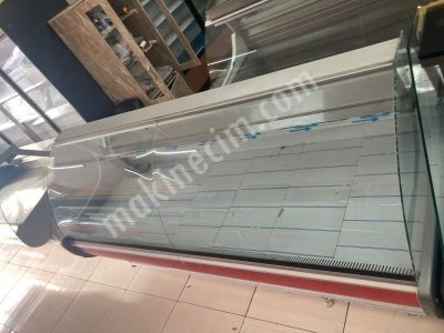2.5 Meter Clean Butcher and Deli Section