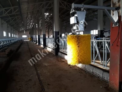 Otomatik Hayvan Kaşıma Makinesi