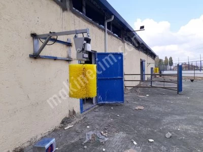 Otomatik Hayvan Kaşıma Makinesi