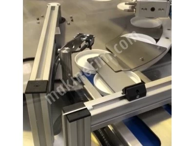 Folyo İçi Kapak Montaj Makinası
