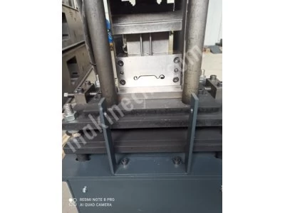 77'Lik Kepenk Lamel Çekme Makinası