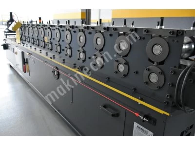 Shutter Base Sheet Pulling Machine