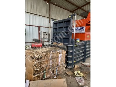 Horizontal Paper Baler Press