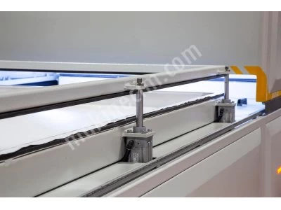 Tekomak 3-Table Vacuum Membrane Machine (Zero)