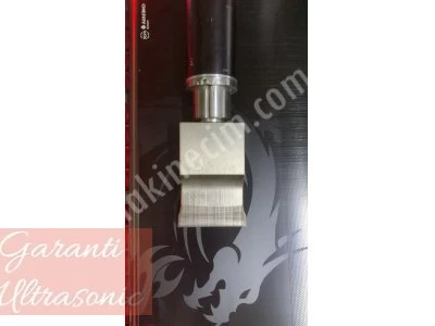 Hand Held Ultrasonic Plastic Welding Machine For Sale 10 Years Warranty 20 Khz 3000Watt
