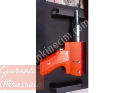 Ultrasonic Hand Held Plastic Welding Machine For Sale 10 Years Warranty 28 Khz