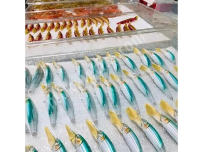 Gilding Machine on Rapala Gilding Machine on Fake Fish