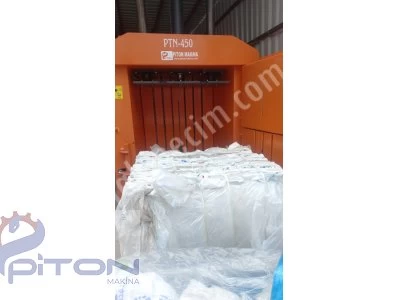 Vertical Bale Press Machine 650 Kilogram P-65 Model (Bale Press)