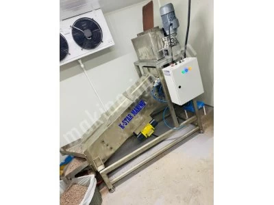 Chocolate Crushing (Piece Chocolate) Pebble Machine
