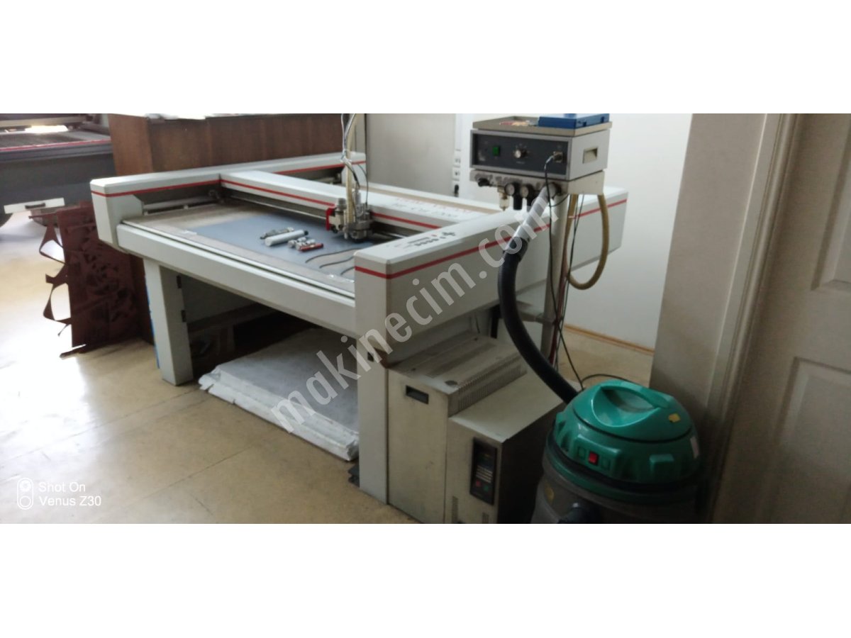 Zund P1200 (Switzerland) Cutter Plotter For Sale Used