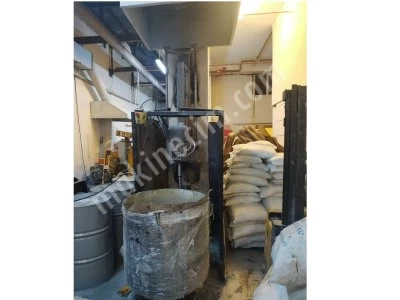 Vertical Mixer, Epoxy, Paint, Resin, Dough, Pigment, Plastic Mixer