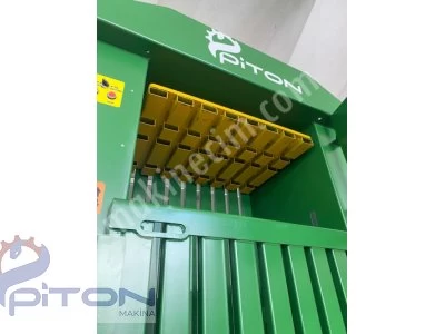 Textile Press Fabric Clipping Bale Press Machine Space Saving And Recycling