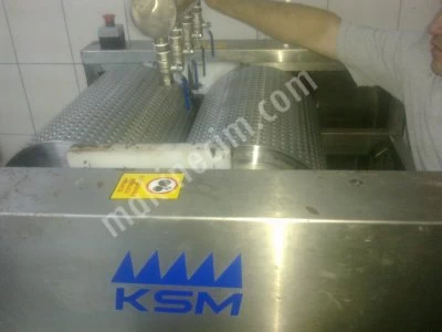 Bobibom Dragee Sımart Molding Machine