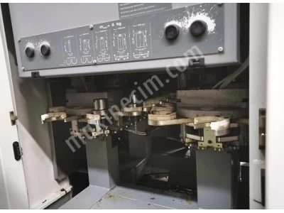 Cnc 5X Eksenli Universal Işleme Merkezi 