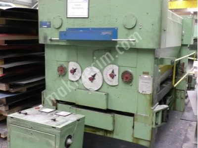 Thick Sheet Straightening Machine