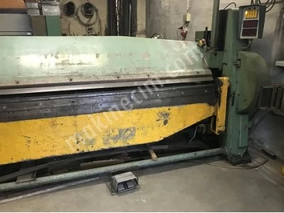 Motorized Folding Press Brake