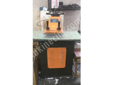 Guillotine Cutting Press