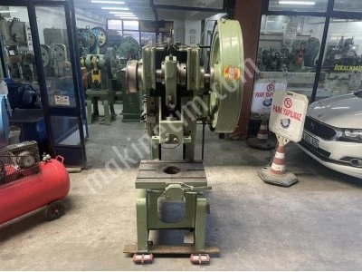 Satılık 35 Ton Eksantrik Pres Çelik Gövde Yatarlı