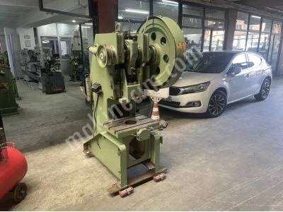 Satılık 35 Ton Eksantrik Pres Çelik Gövde Yatarlı