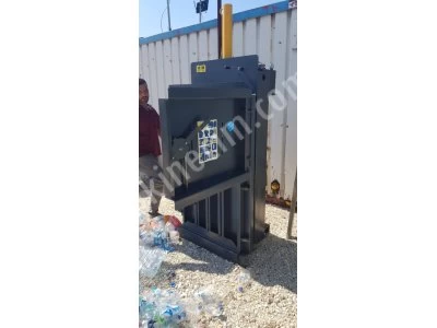 OWNER'S 2nd HAND BALE PRESS PAPER CARTON