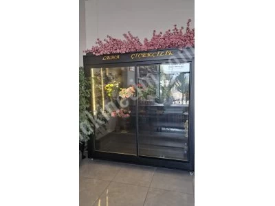 Flower Cabinets - 10 Installments For Credit Card
