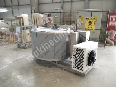 1000 Kilogram Milk Cooling Tank