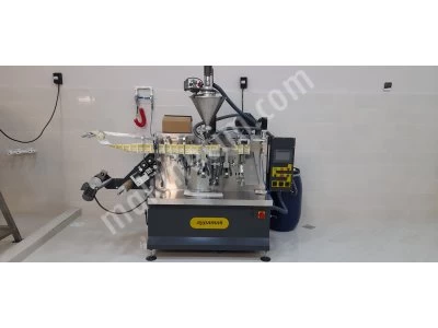 Powder Filling Packaging Machine