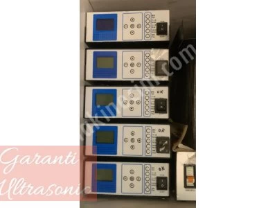Zu Verkaufen: Gebrauchter Ultraschall-Schweißgenerator 15Khz-2600Watt