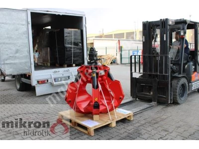 Polyp Grapple For Scrap Recycling Crane