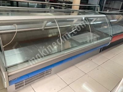 3 Meter Nurdil Brand Butcher and Deli Cabinet